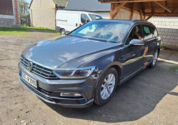 volkswagen Volkswagen Passat cena 65000 przebieg: 267000, rok produkcji 2015 z Skierniewice